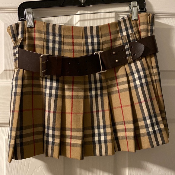 Burberry Dresses & Skirts - BURBERRY VINTAGE CHECK KILT WITH BELT SIZE 10 MADE IN SCOTLAND EXCELLENT SKIRT